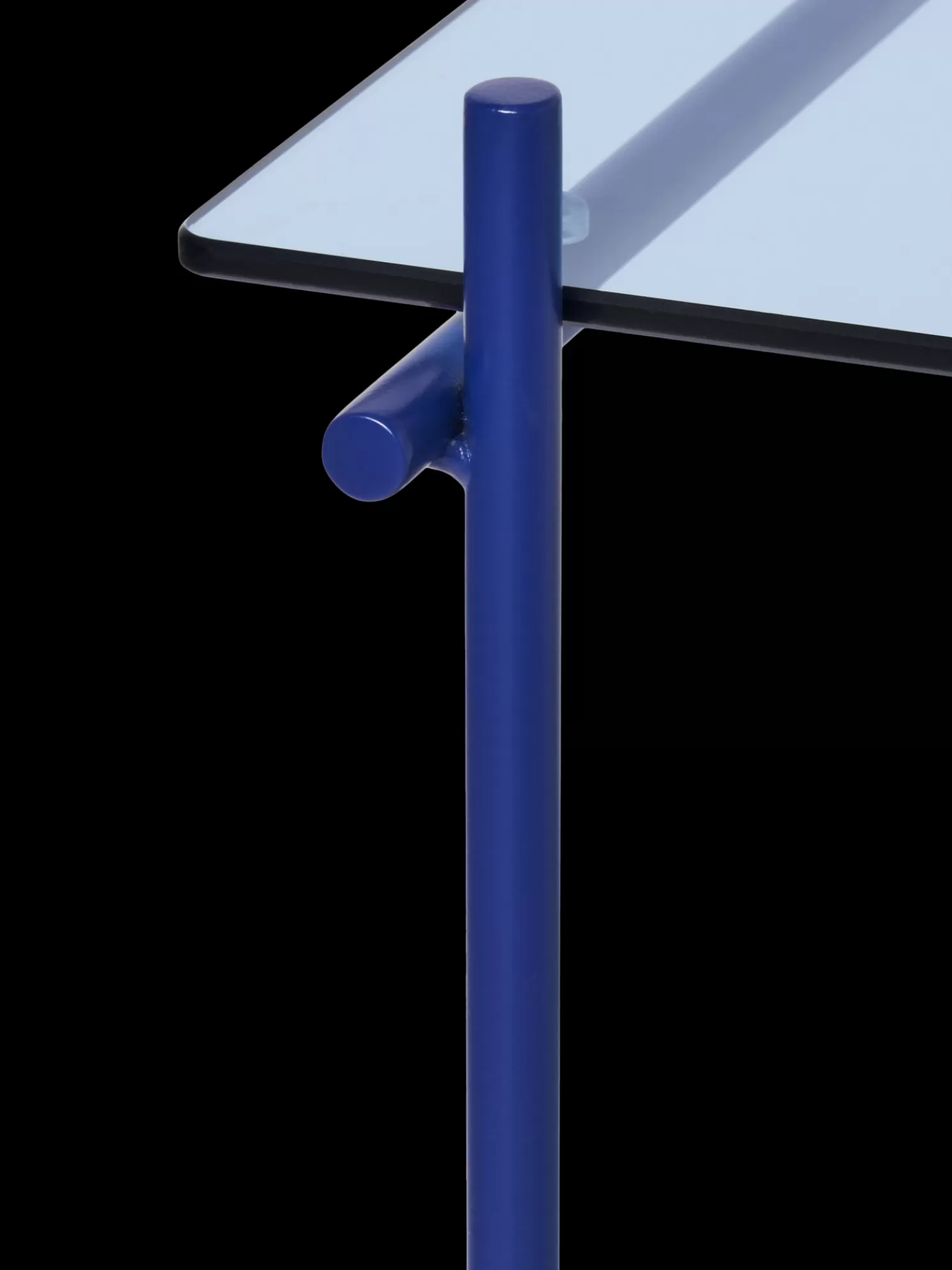 Online Søstrene Grene Schweiz NICHE Beistelltisch Electric Blue