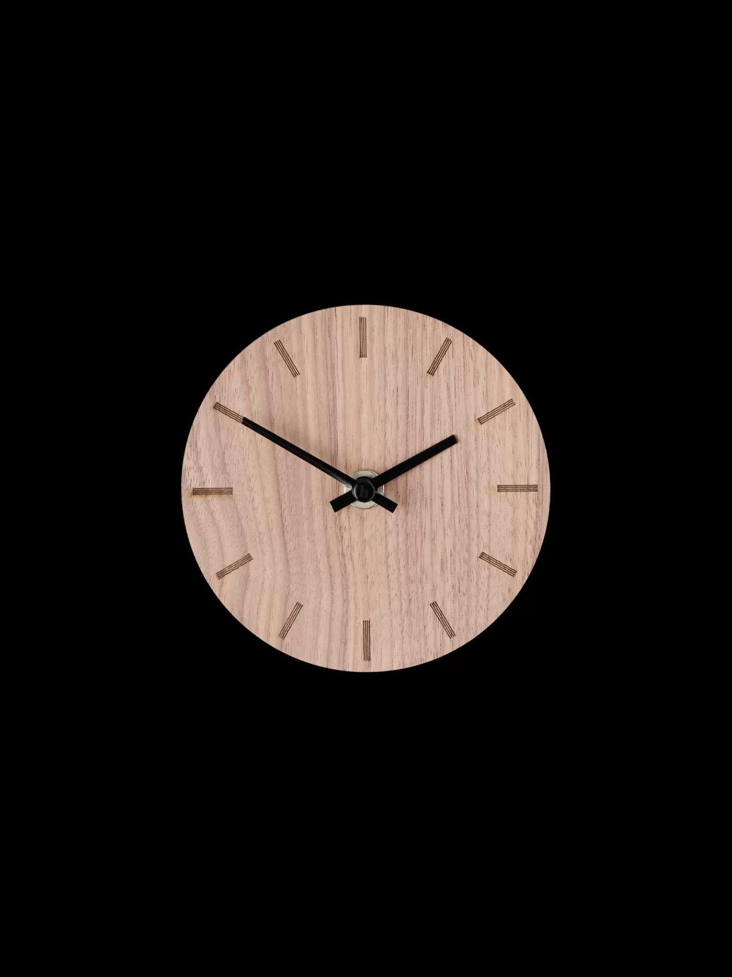 Best Sale Søstrene Grene Schweiz Wanduhr Walnut Ø12 Dark Wood